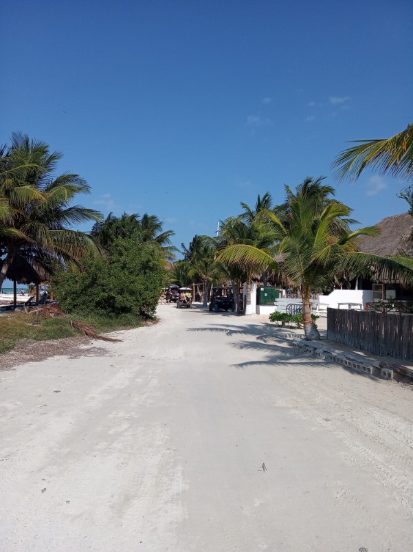Isla Holbox zandstraat Mexico