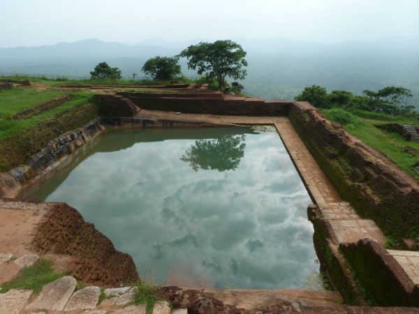 Sigiriya vijver op de top Sri Lanka